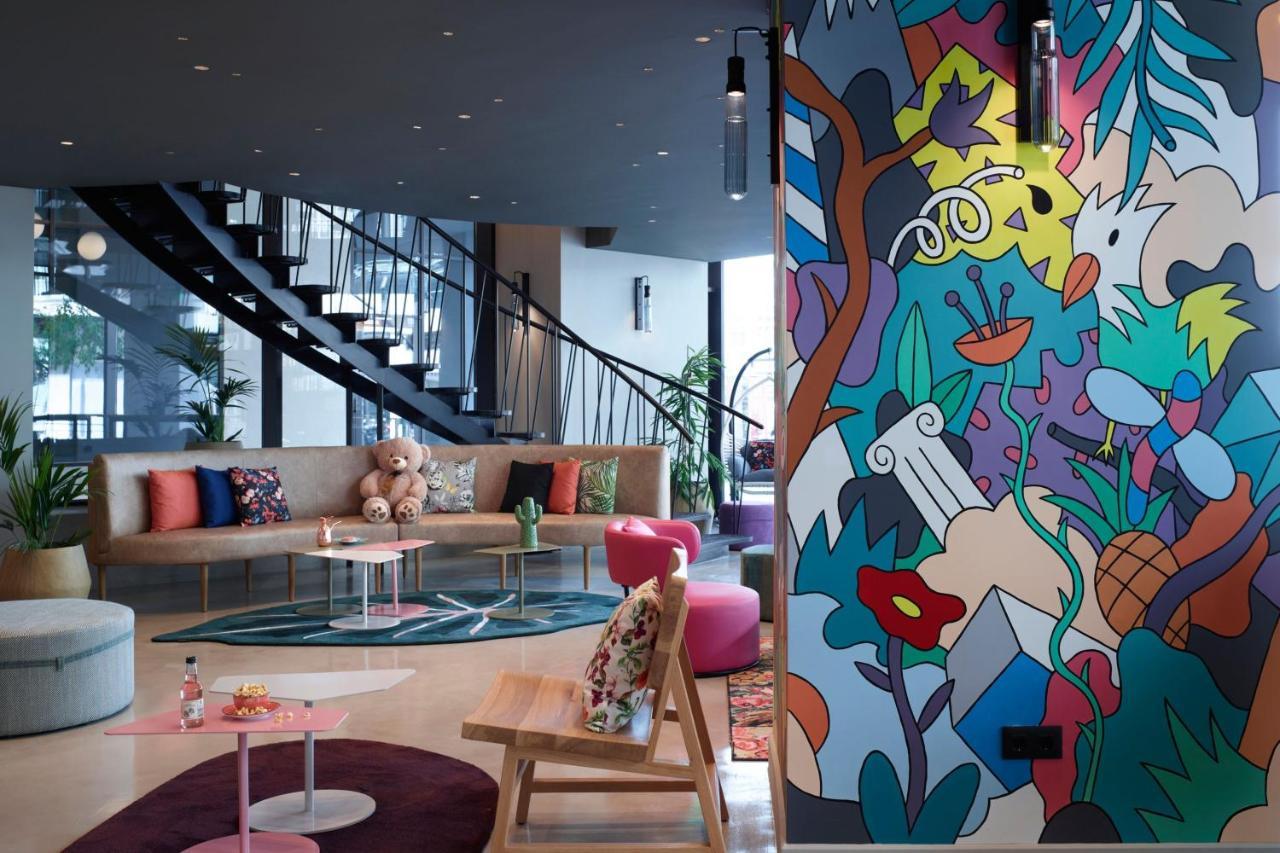 Moxy Athens City Eksteriør bilde
