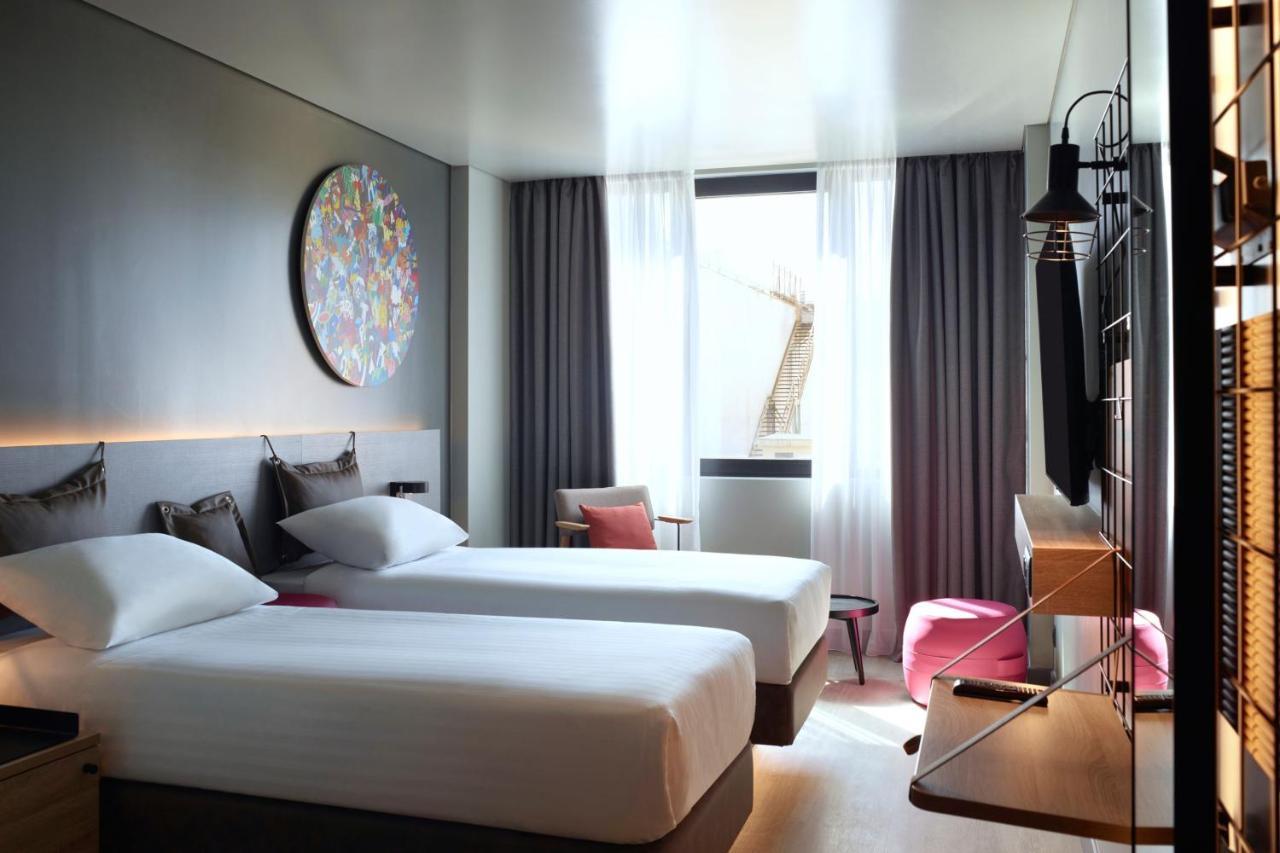 Moxy Athens City Eksteriør bilde