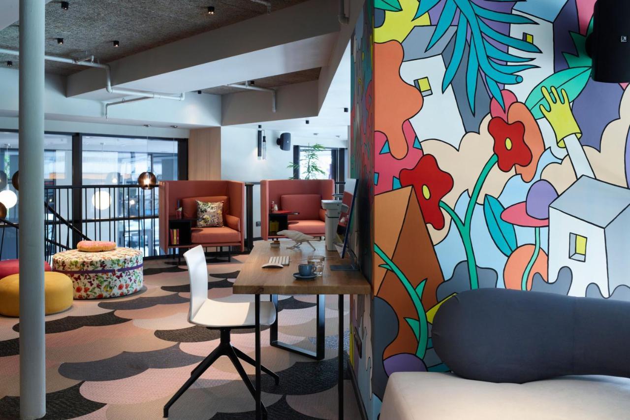 Moxy Athens City Eksteriør bilde